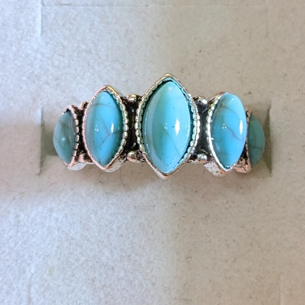 New Exaggerated Turquoise Ring Vintage Style size 7, T2B2F